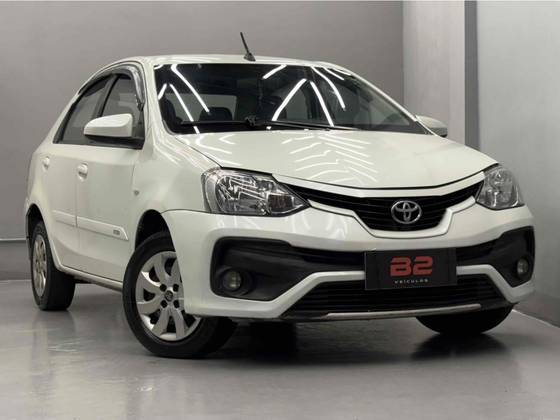 TOYOTA ETIOS 1.5 XS SEDAN 16V FLEX 4P MANUAL